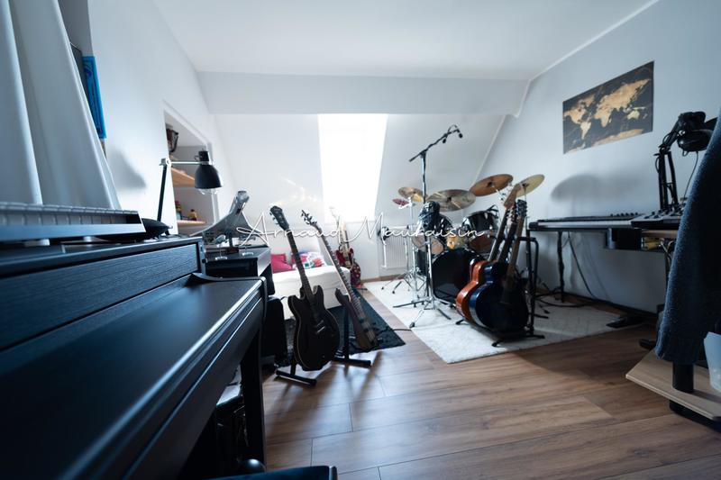 Appartement - 100 m² - 4 pièces