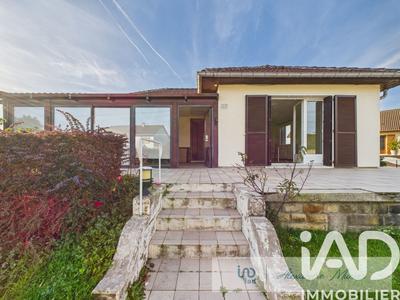 Maison - 140 m² - 6 pièces