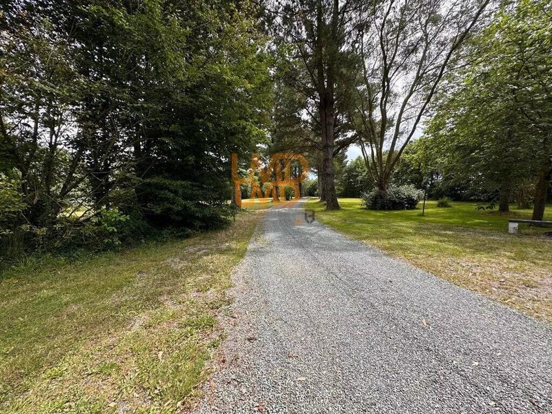 Longère - 205 m² - 9 pièces