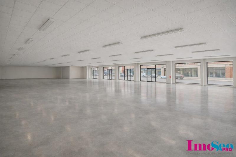 Local d'activité / Entrepôt - 900 m²