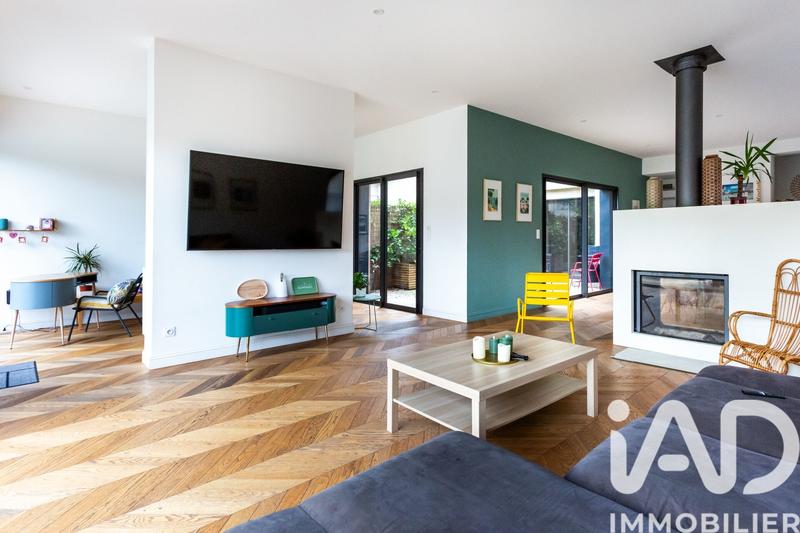 Maison de maîtres - 281 m² - 8 pièces