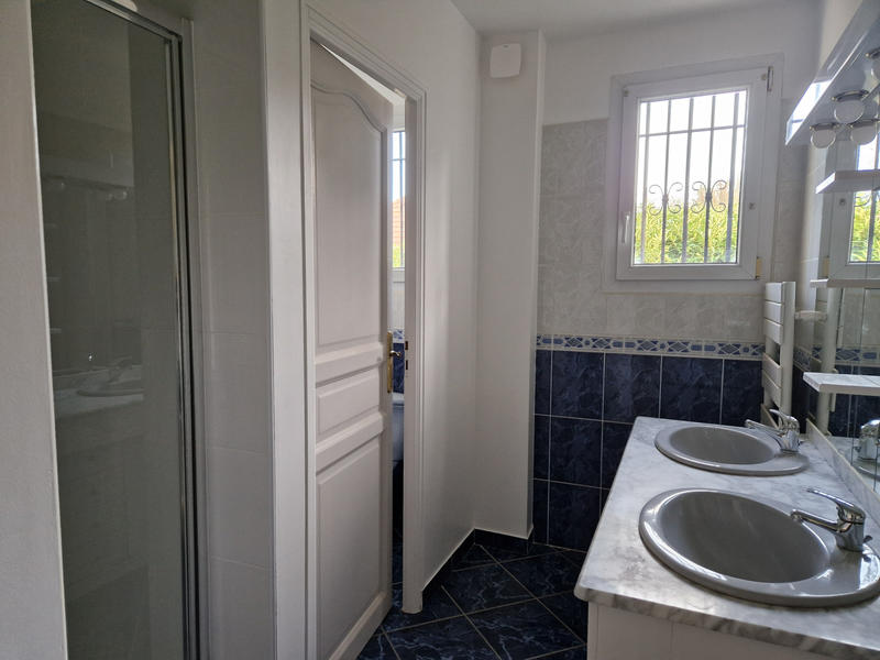 Maison - 194 m² - 10 pièces