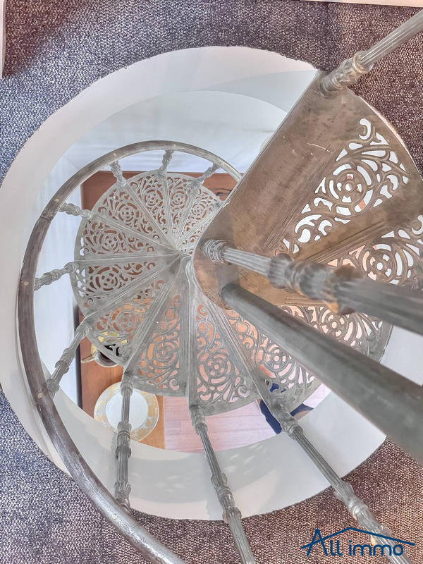 Maison ancienne - 197 m² - 8 pièces