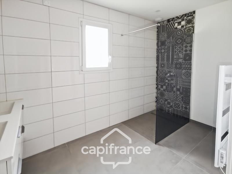 Maison - 98 m² - 5 pièces