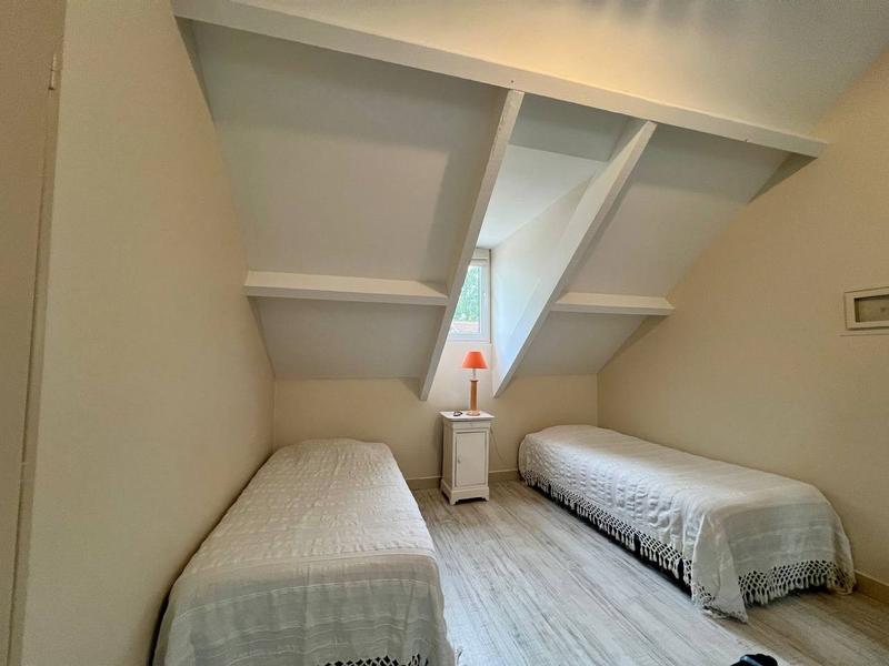 Maison traditionnelle - 286 m² - 13 pièces