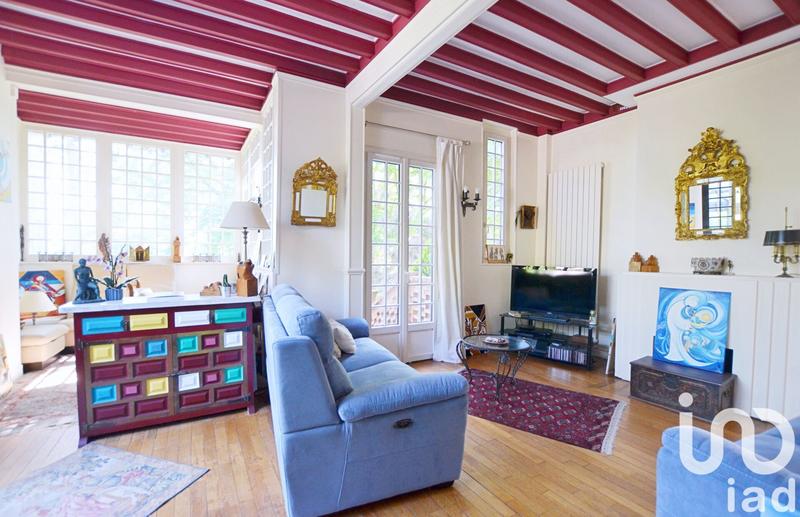 Maison - 180 m² - 8 pièces