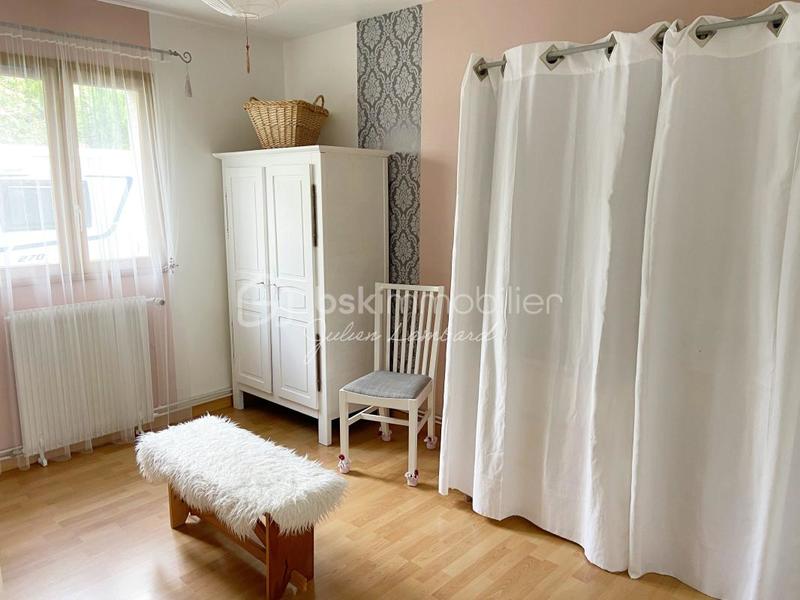 Maison - 145 m² - 7 pièces