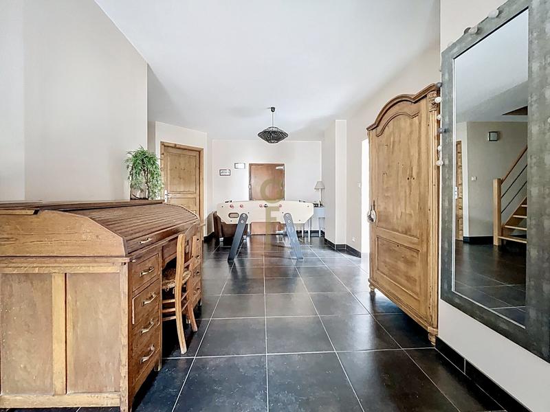 Maison - 177 m² - 6 pièces