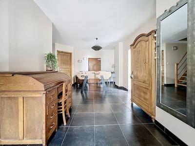 Maison - 177 m² - 6 pièces