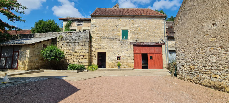 Maison - 97 m² - 5 pièces