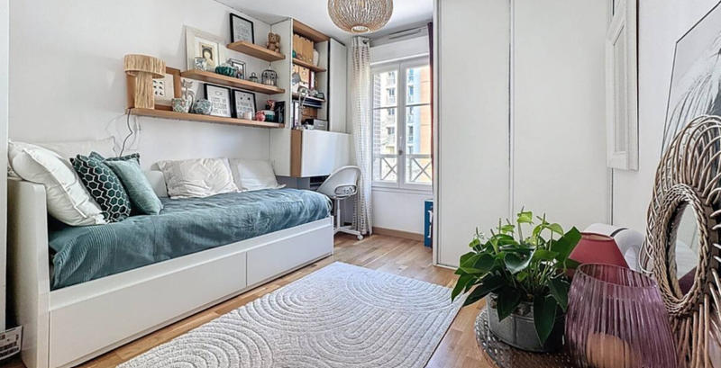 Appartement - 100 m² - 4 pièces