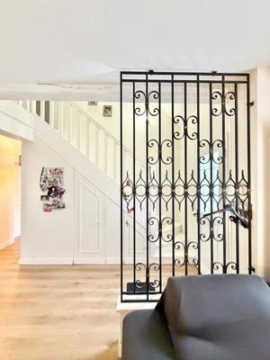 Maison - 210 m² - 7 pièces