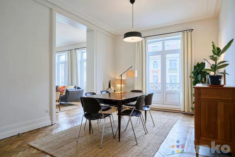 Appartement - 95 m² - 3 pièces