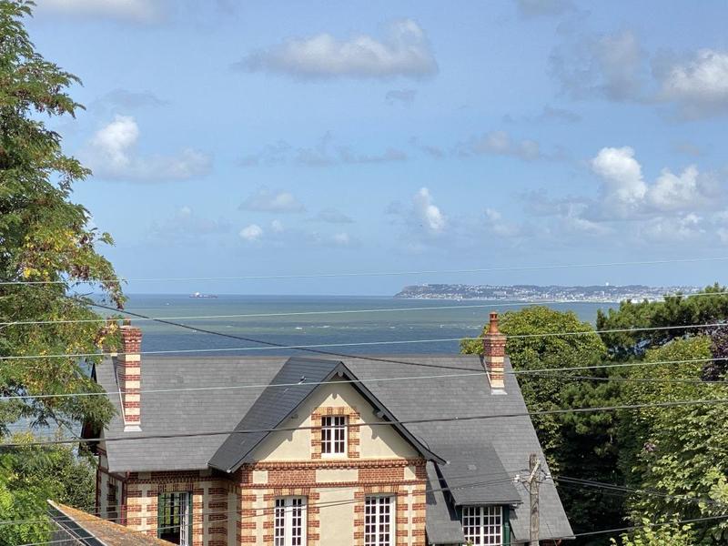 Maison - 167 m² - 6 pièces