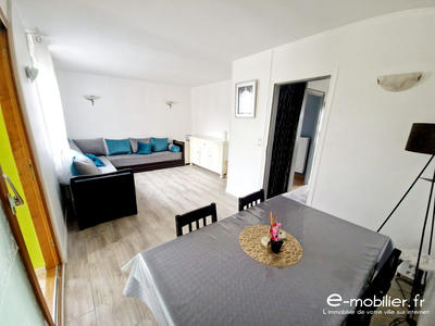 Maison - 80 m² - 5 pièces