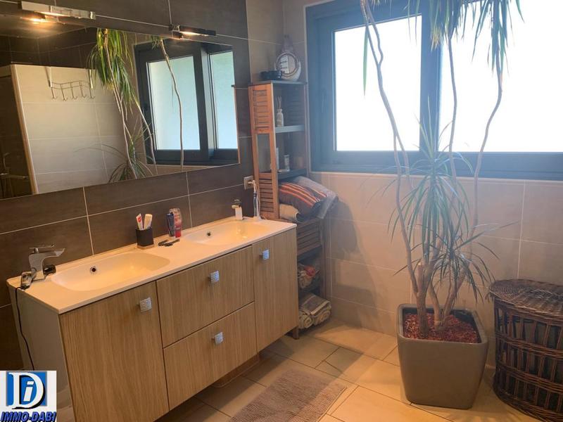 Villa - 130 m² - 5 pièces