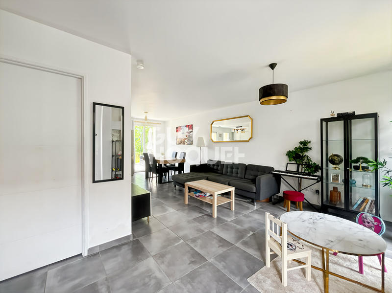 Maison - 85 m² - 4 pièces