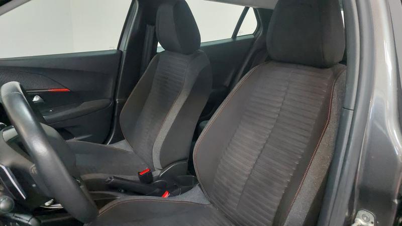 Peugeot 2008 Bluehdi 130 s&amp;S Eat8 Active Business