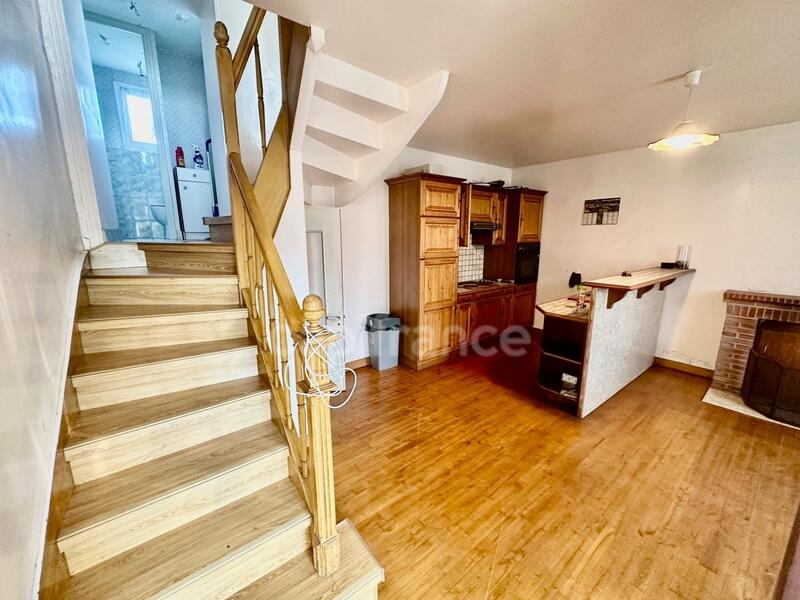 Maison - 92 m² - 5 pièces