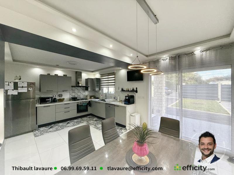 Maison - 135 m² - 5 pièces