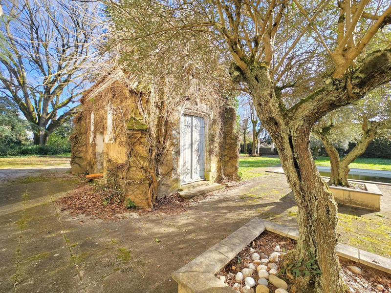 Maison - 446 m² - 14 pièces