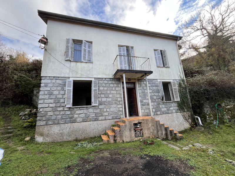 Maison - 153 m² - 6 pièces