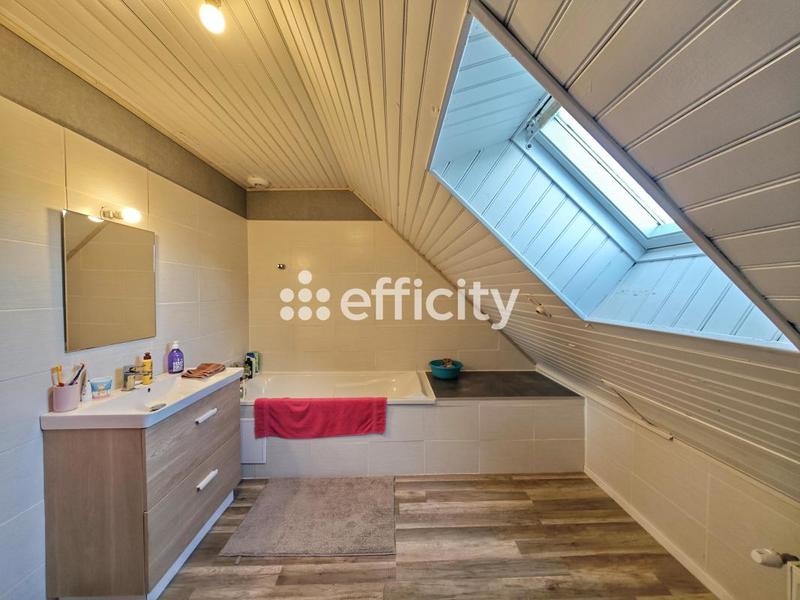 Maison - 114 m² - 5 pièces