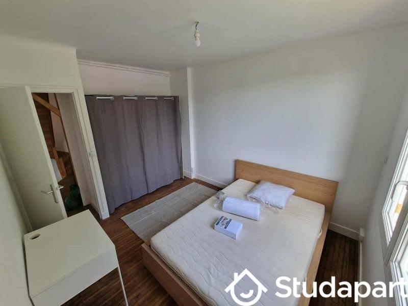 Chambre - 24 m² - 1 pièce