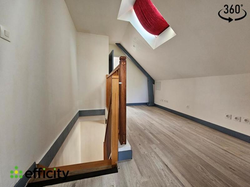 Maison - 111 m² - 5 pièces