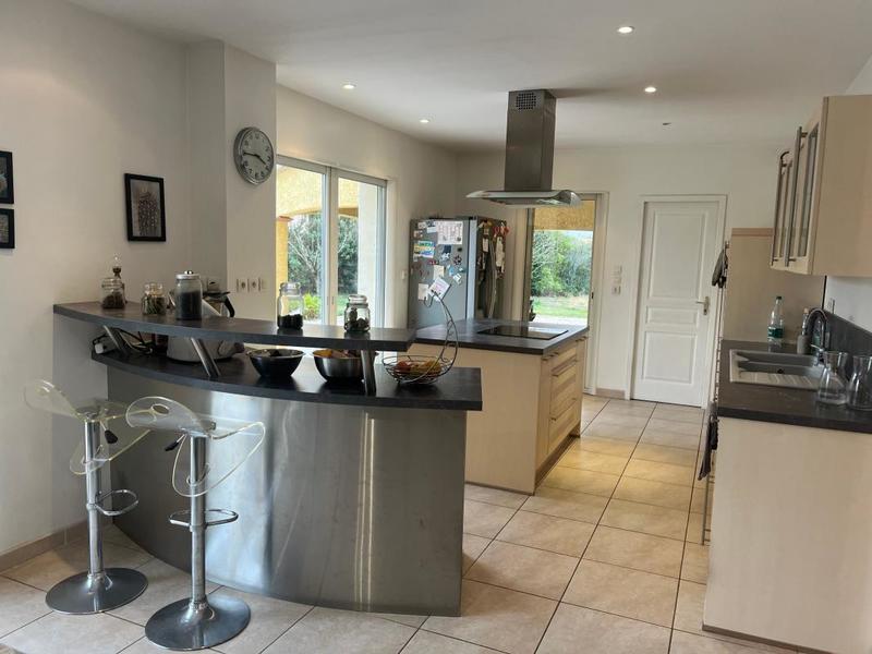 Maison - 175 m² - 7 pièces