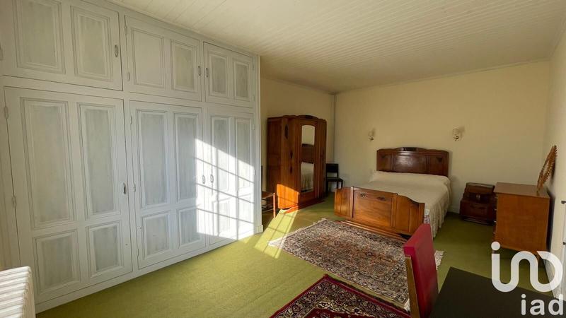 Maison - 237 m² - 7 pièces