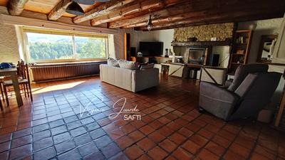 Maison - 160 m² - 6 pièces