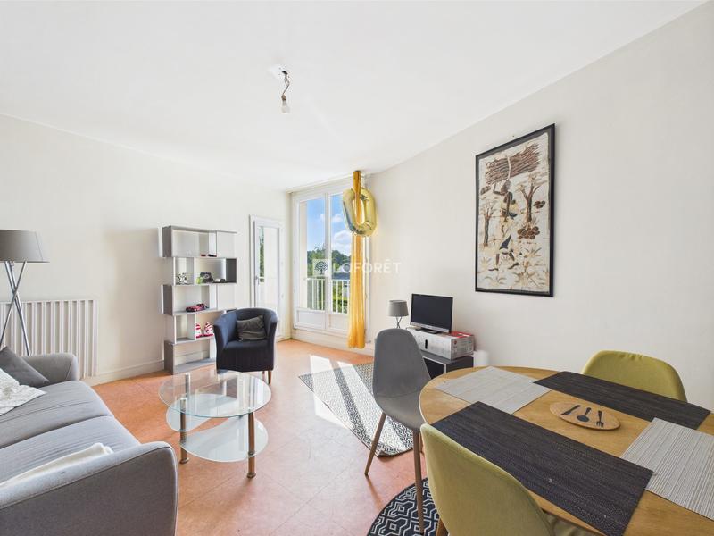 Appartement - 76 m² - 4 pièces