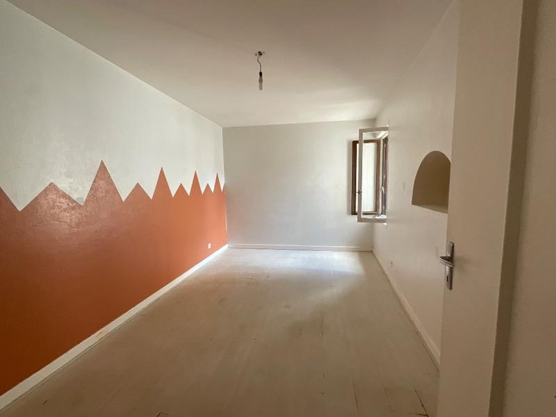 Appartement - 93 m² - 4 pièces