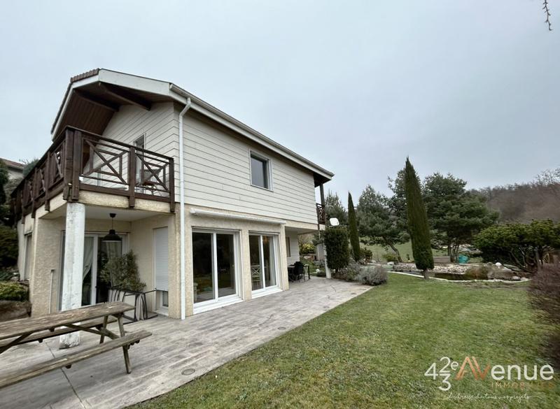 Maison - 150 m² - 5 pièces