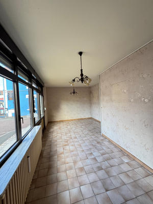 Maison - 98 m² - 6 pièces