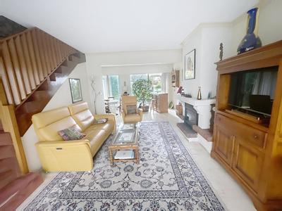 Maison - 116 m² - 6 pièces