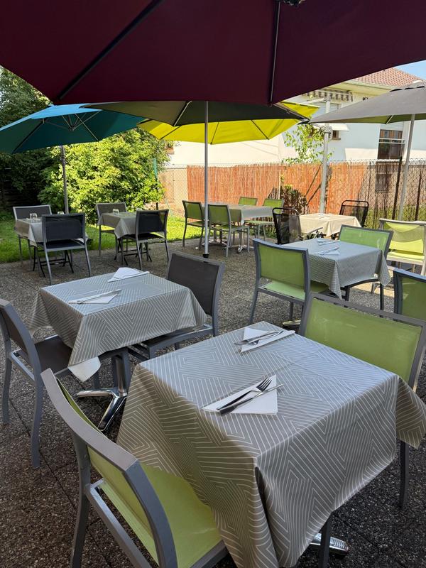 Fonds de commerce - Hôtellerie / Restauration - 150 m²