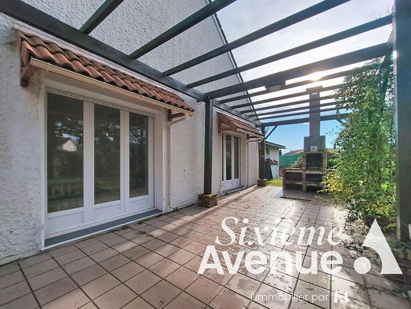 Maison - 136 m² - 6 pièces