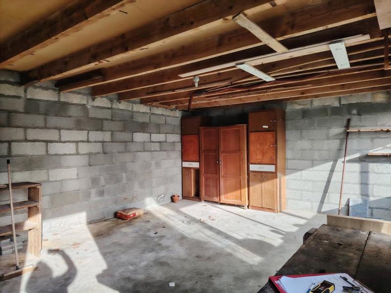 Maison - 260 m² - 10 pièces