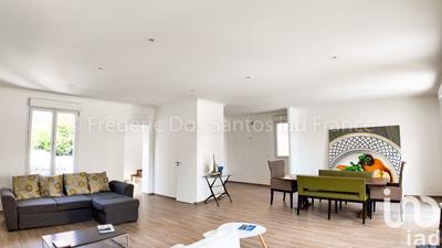 Maison - 240 m² - 7 pièces