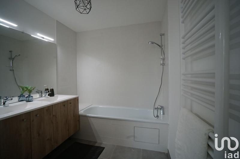 Appartement - 111 m² - 5 pièces