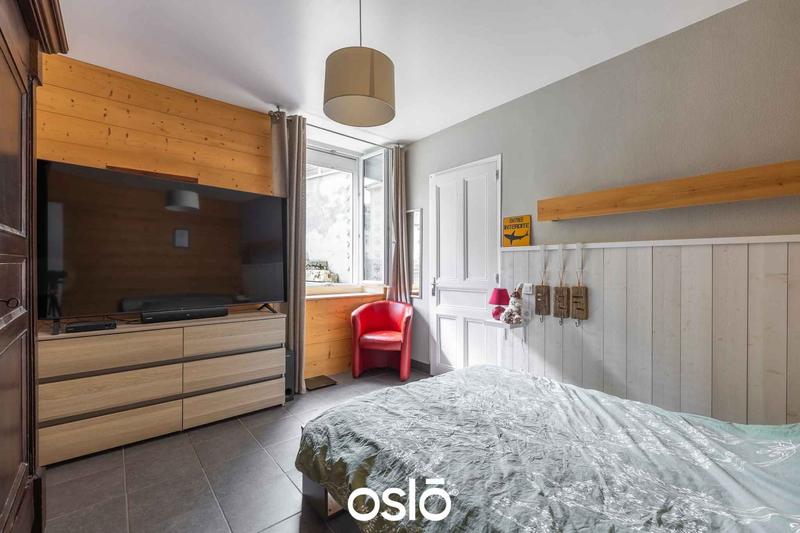 Maison - 282 m² - 12 pièces