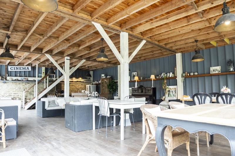 Propriété - 502 m² - 18 pièces