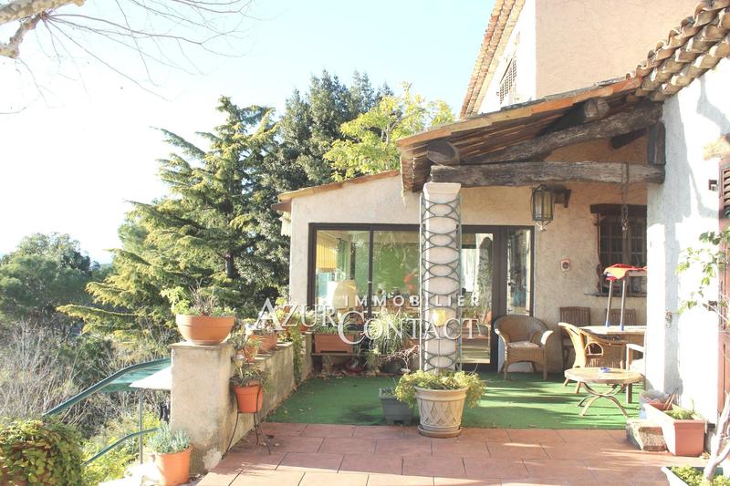 Villa - 340 m² - 8 pièces