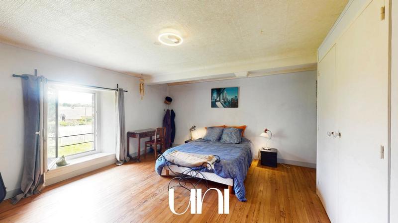 Maison - 150 m² - 8 pièces