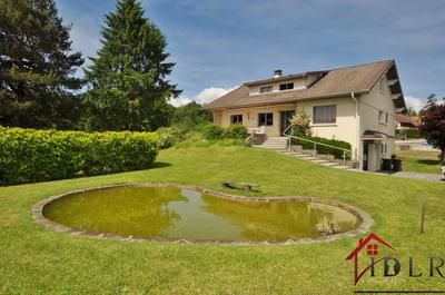 Maison - 251 m² - 9 pièces