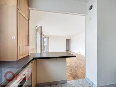 Appartement - 77 m² - 3 pièces