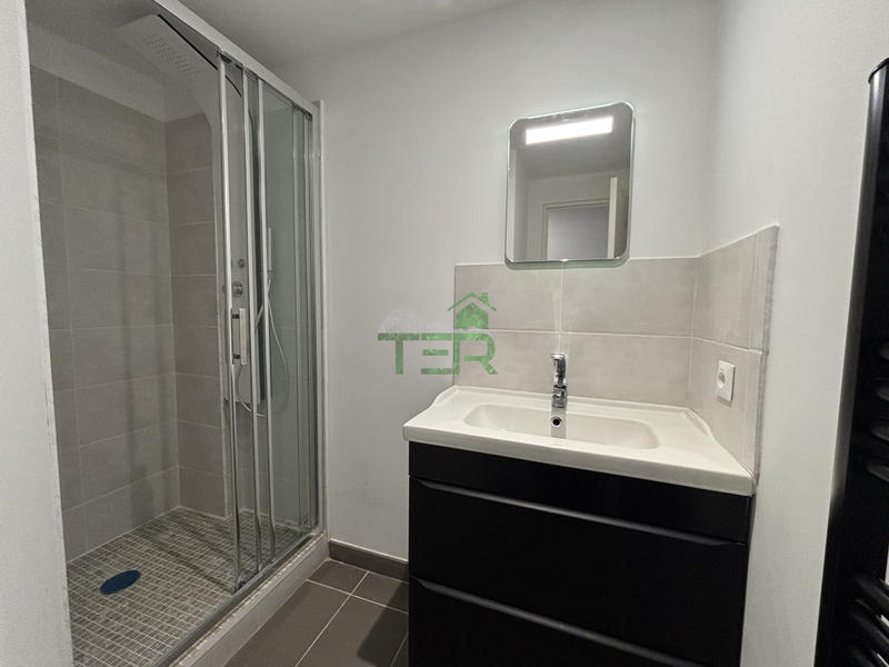 Appartement - 57 m² - 3 pièces