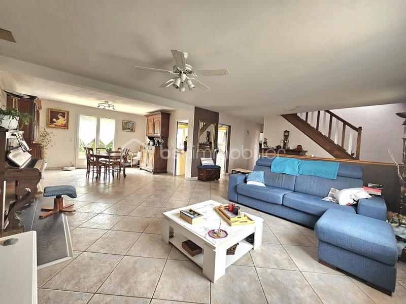 Maison - 140 m² - 6 pièces